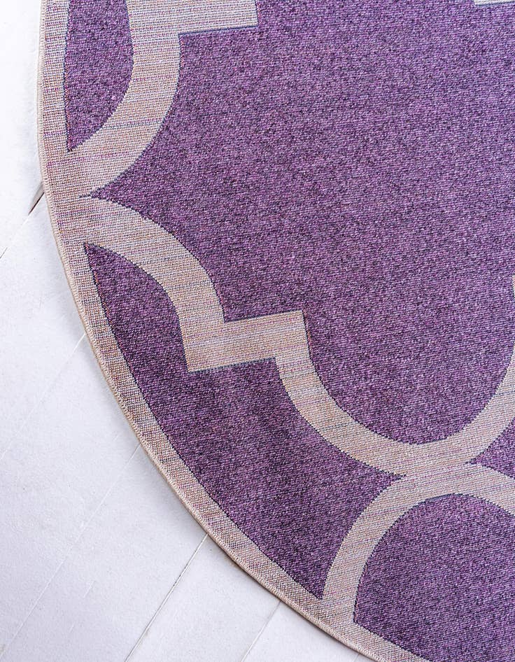 Detail image of 6' x 6' Trellis Round Rug