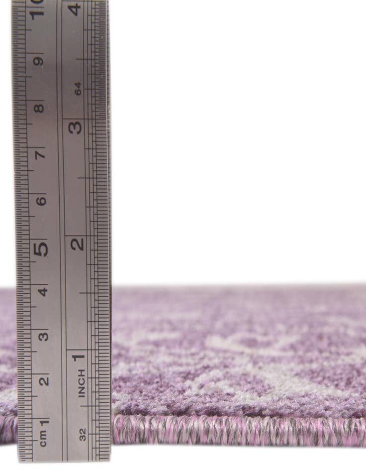 Detail image of 2' 7 x 10' Damask Runner Rug