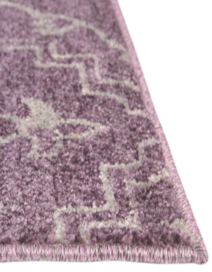 Detail image of 2' 7 x 10' Damask Runner Rug