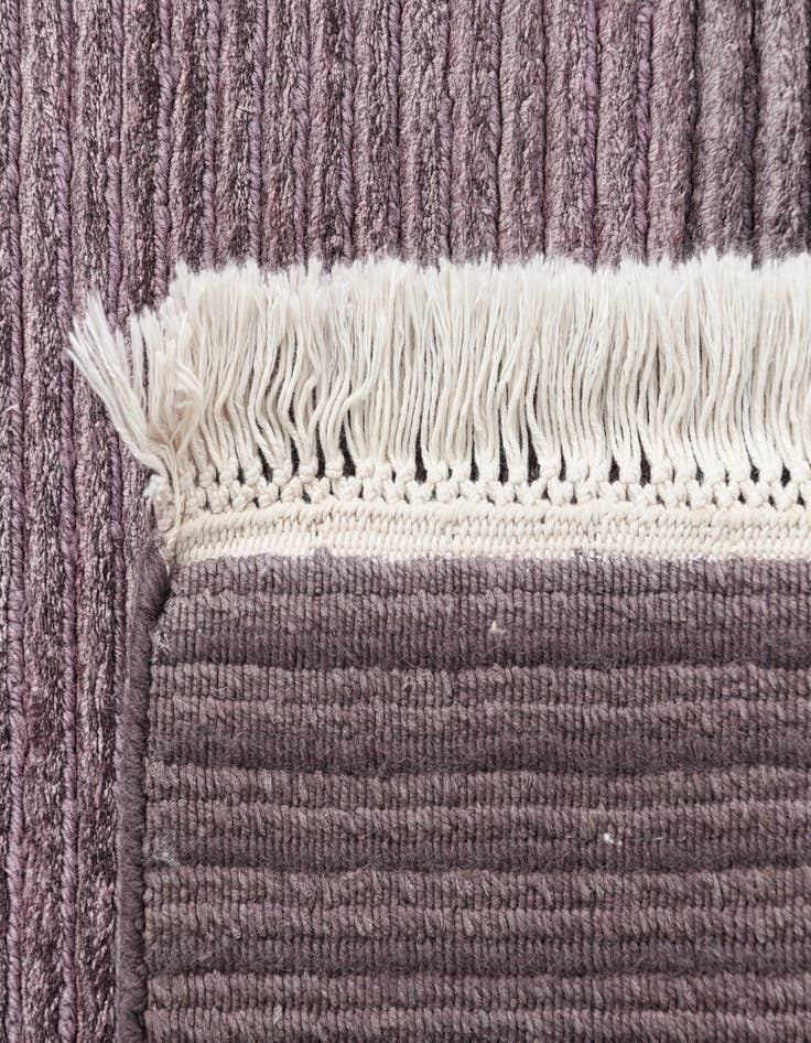 Detail image of 3' 7 x 9' 10 Darya Runner Rug