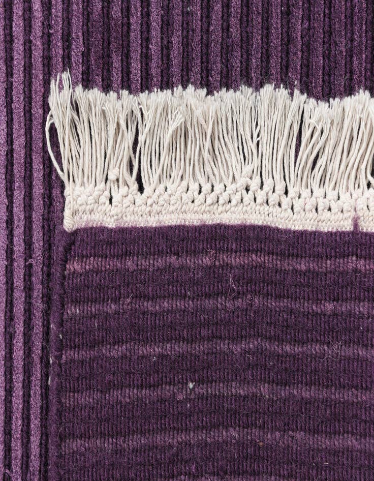 Detail image of 2' 7 x 13' Darya Runner Rug