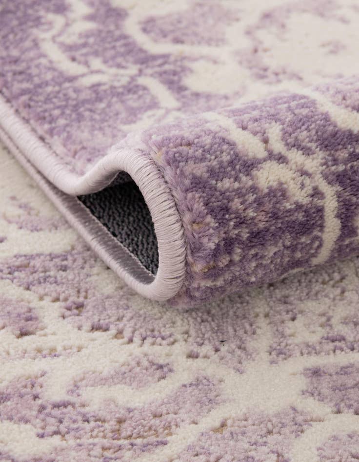 Detail image of 2' 7 x 10' Modern Classical Runner Rug