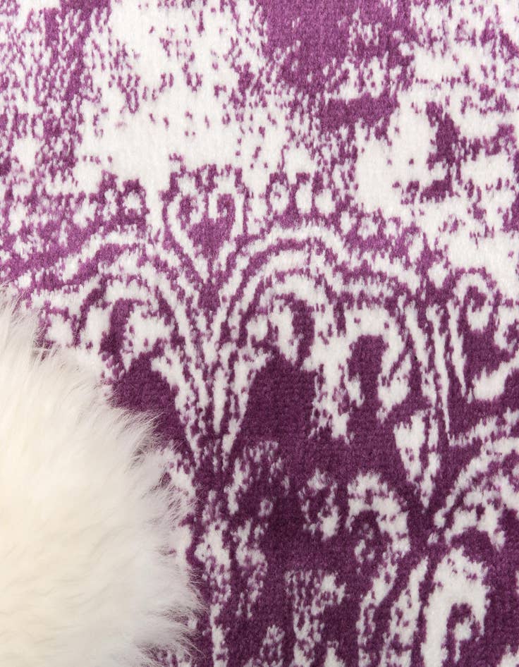 Detail image of 3' 3 x 16' 5 Monaco Runner Rug