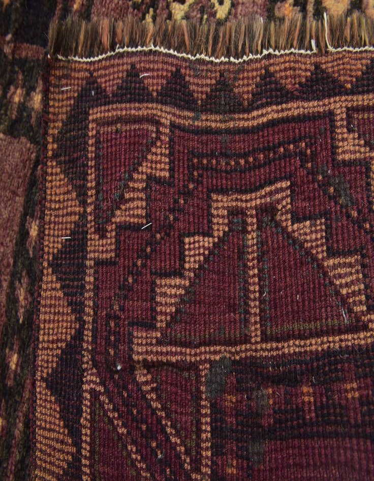 Detail image of 4' 4 x 9'  Hand Knotted Shiraz-Lori Persian Wool Runner Rug