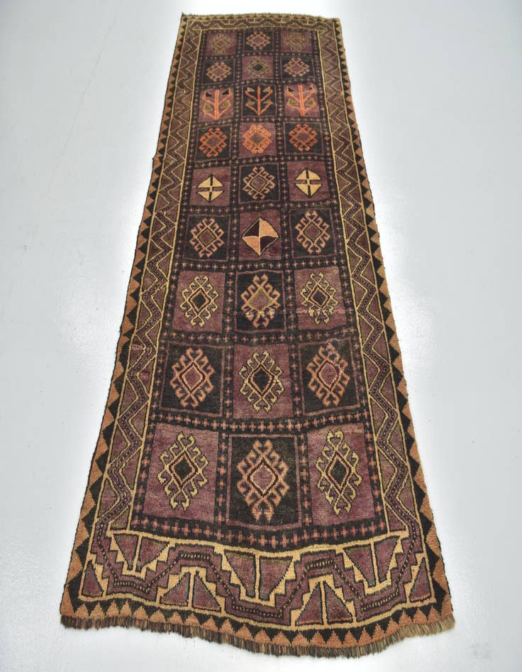 Detail image of 4' 4 x 9'  Hand Knotted Shiraz-Lori Persian Wool Runner Rug