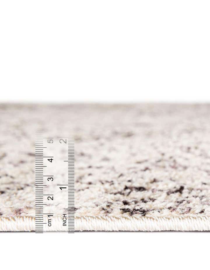 7' 10 x 7' 10 Angelica Square Rug