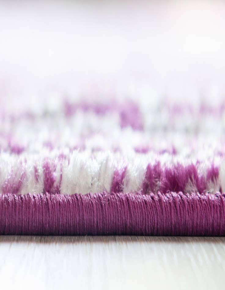 Detail image of 4' x 4' Arlington Square Rug