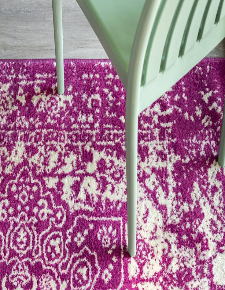 Detail image of 4' x 4' Arlington Square Rug