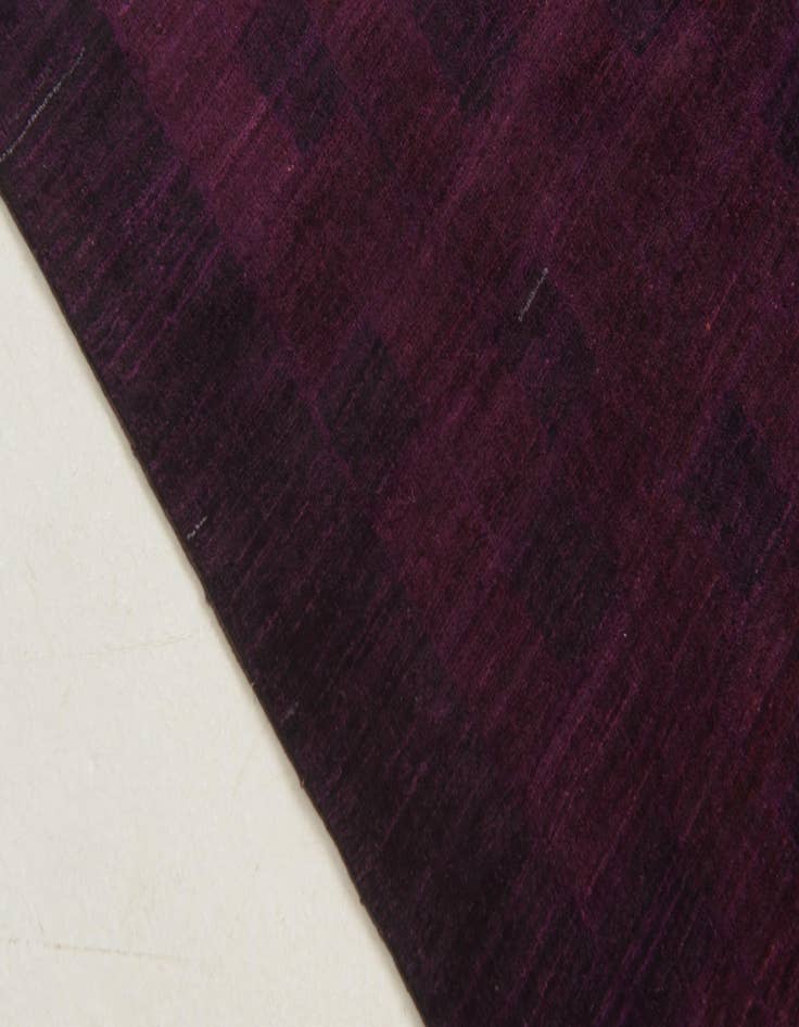 Detail image of 5' 8 x 6' 10  Hand Knotted Modern Ziegler Square Rug