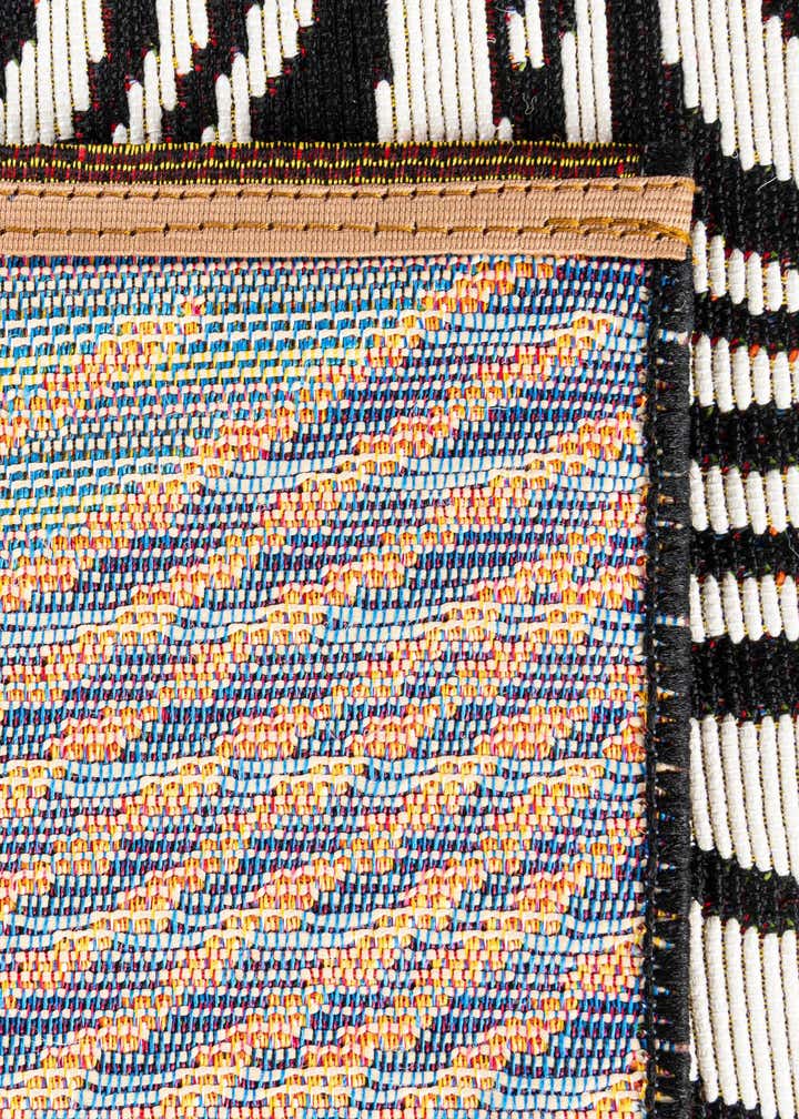 2' x 3' Easy-Clean Modern Indoor / Outdoor Rug