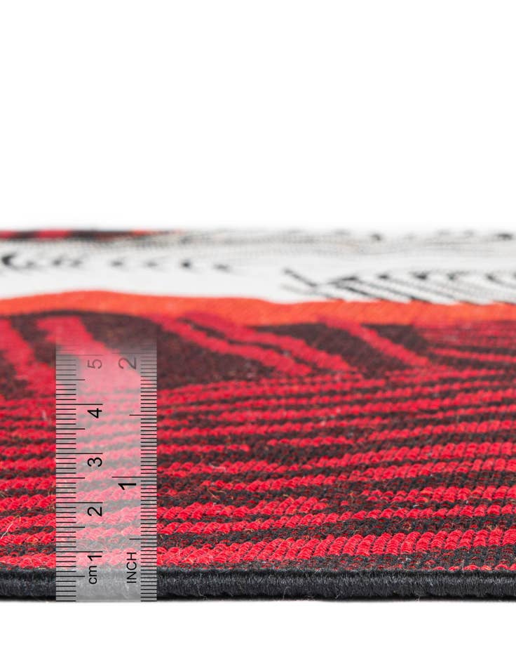 Detail image of 8' x 8' Easy-Clean Modern Indoor / Outdoor Square Rug