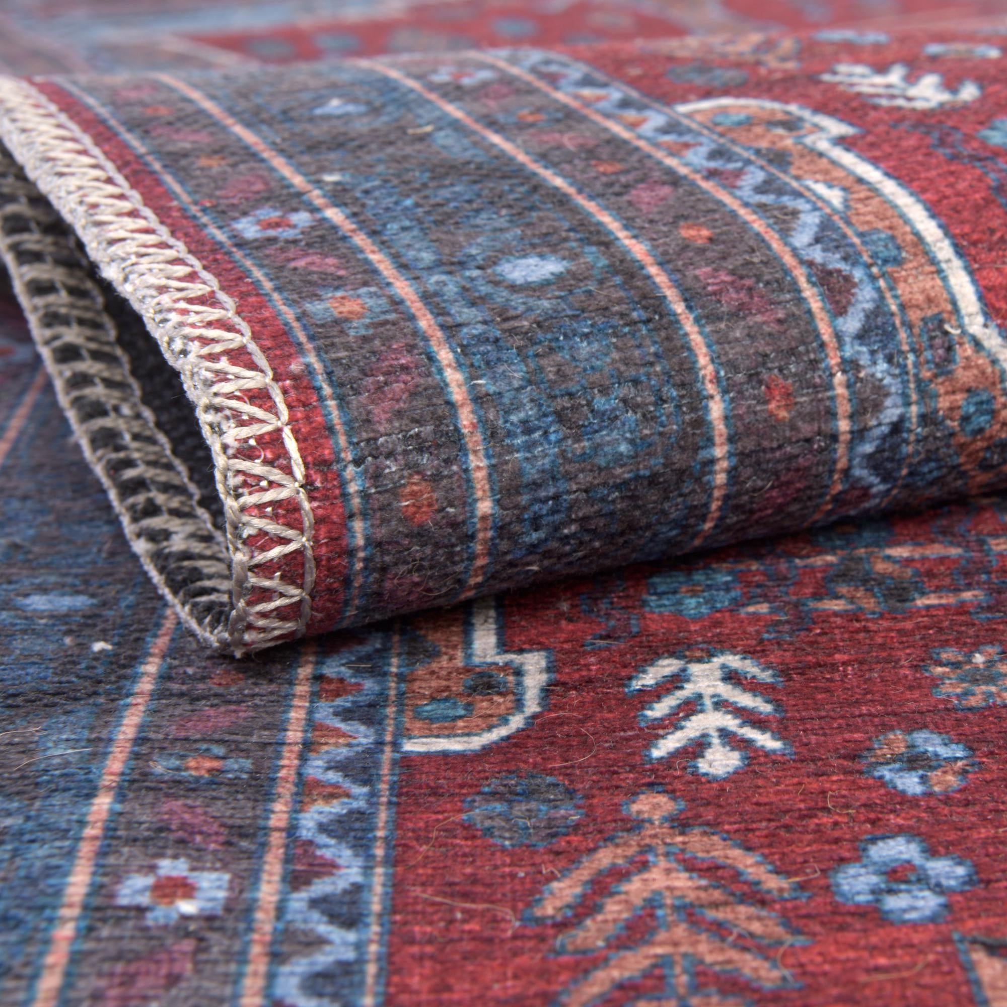 7' 10 x 7' 10 Washable Mangata Square Rug