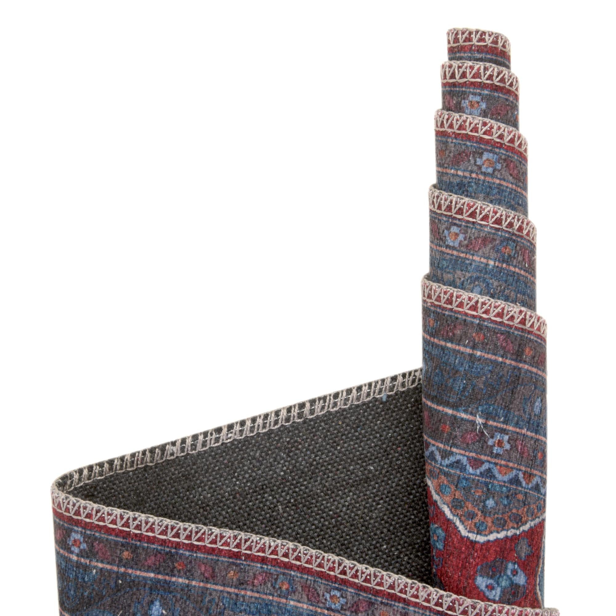 7' 10 x 7' 10 Washable Mangata Square Rug