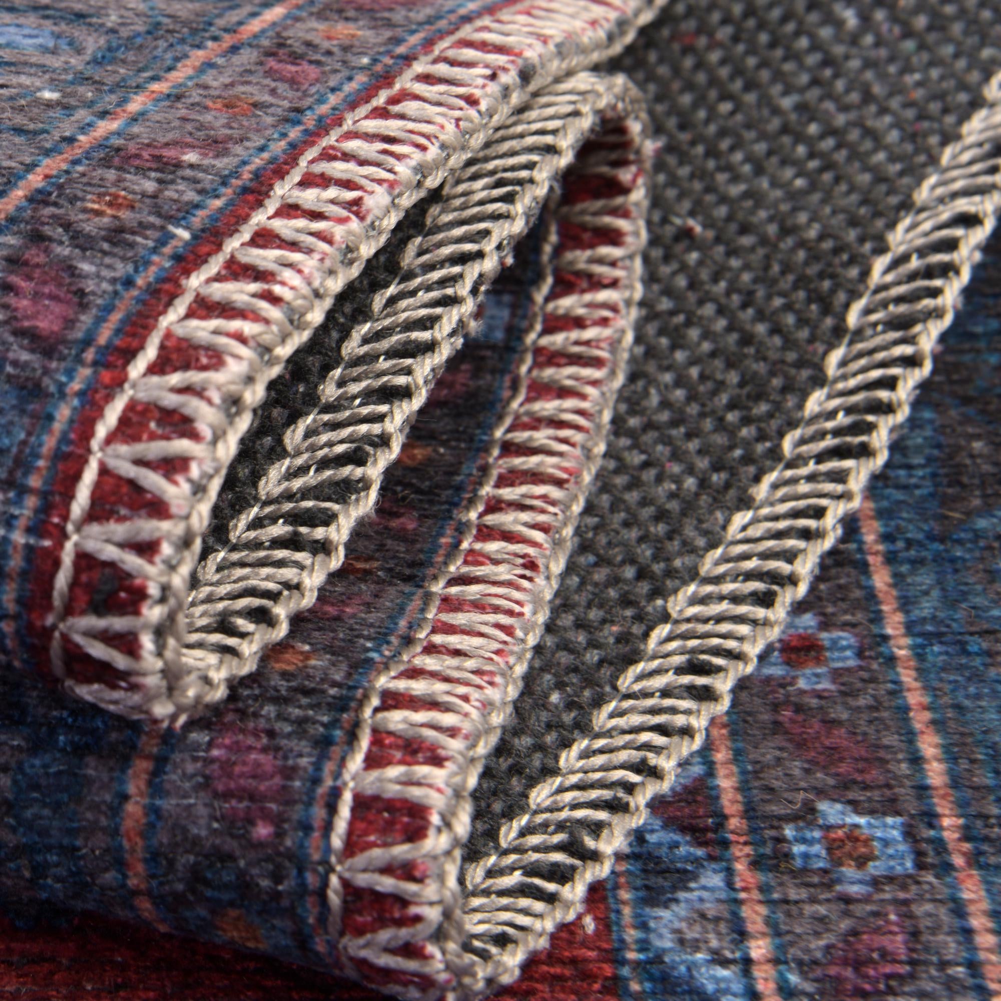 7' 10 x 7' 10 Washable Mangata Square Rug