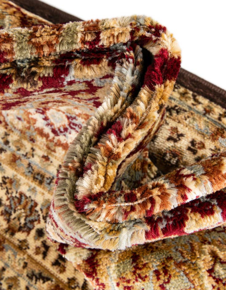 Detail image of 3' 3 x 5' 3 Aditi Rug