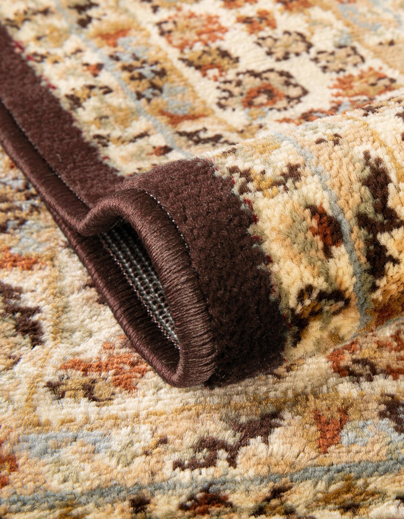 3' 3 x 5' 3 Classic Agra Rug