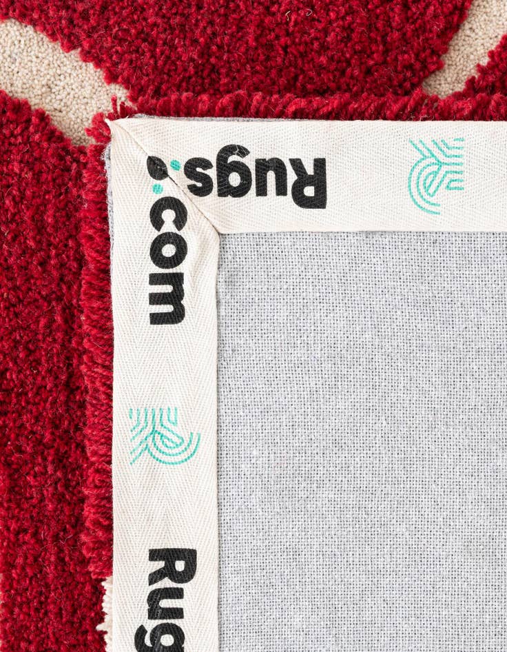 Detail image of 4' 1 x 6' 1 Handtufted Wool Rug