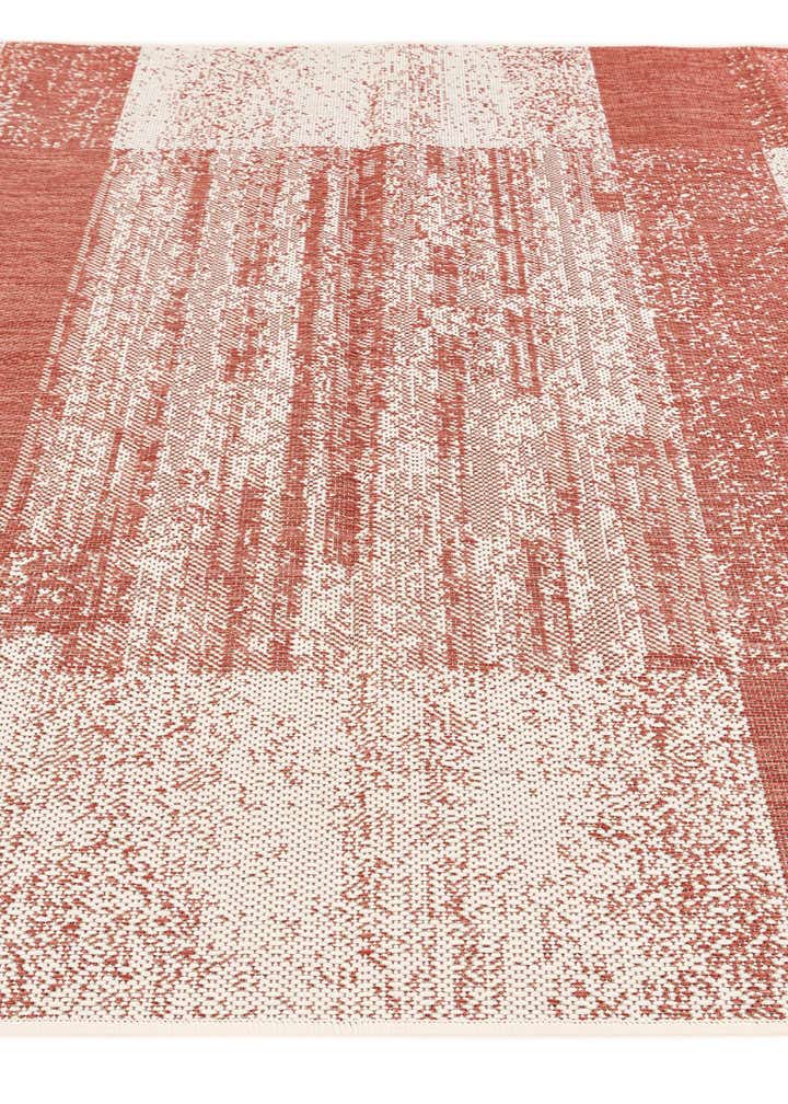 5' 3 x 7' 7 Easy-Clean Modern Indoor / Outdoor Rug