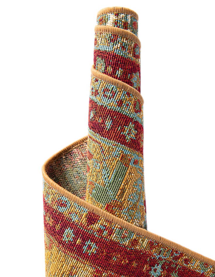 Detail image of 2' x 5'  Washable Traditional Indoor / Outdoor Runner Rug