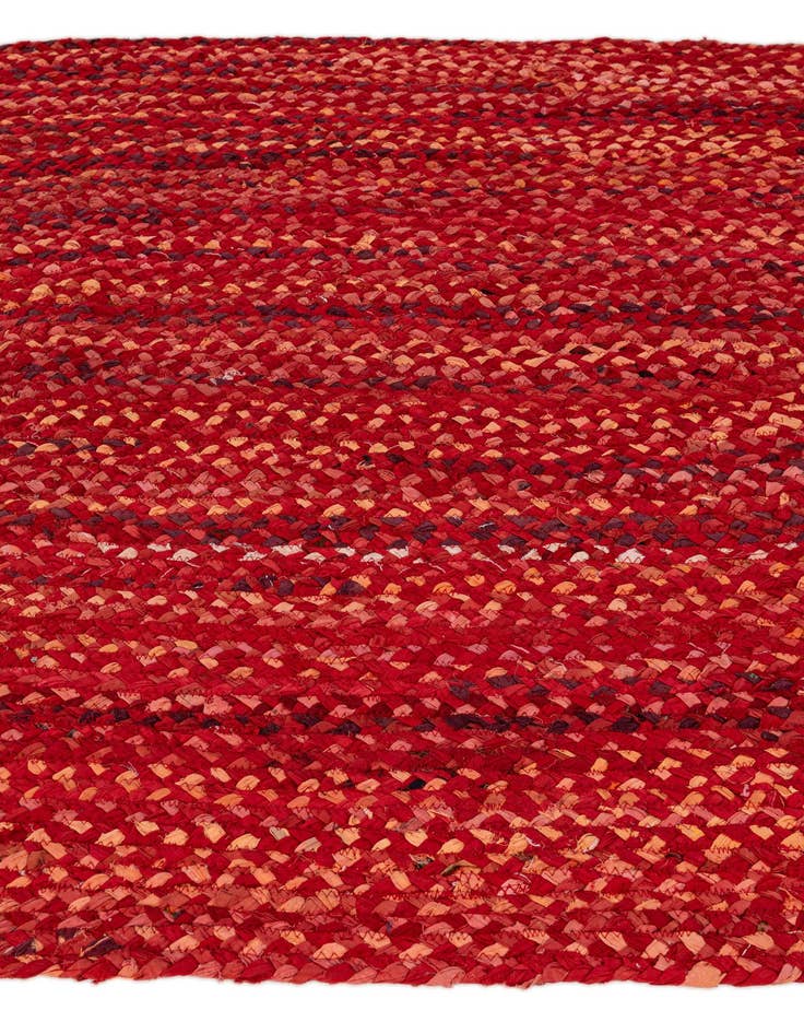 Detail image of 4' 2 x 6' 1 Handmade Braided Chindi Oval Rug