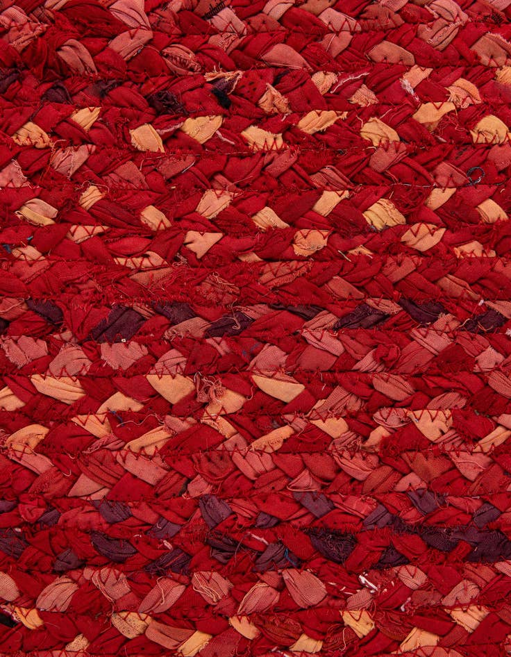 Detail image of 4' 2 x 6' 1 Handmade Braided Chindi Oval Rug