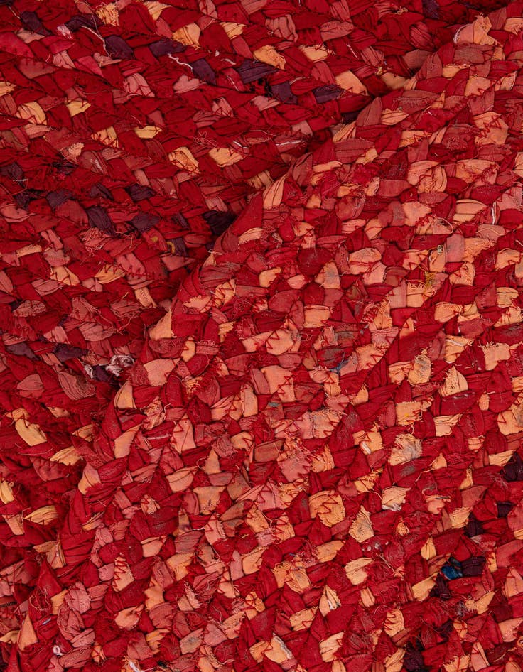 Detail image of 4' 2 x 6' 1 Handmade Braided Chindi Oval Rug