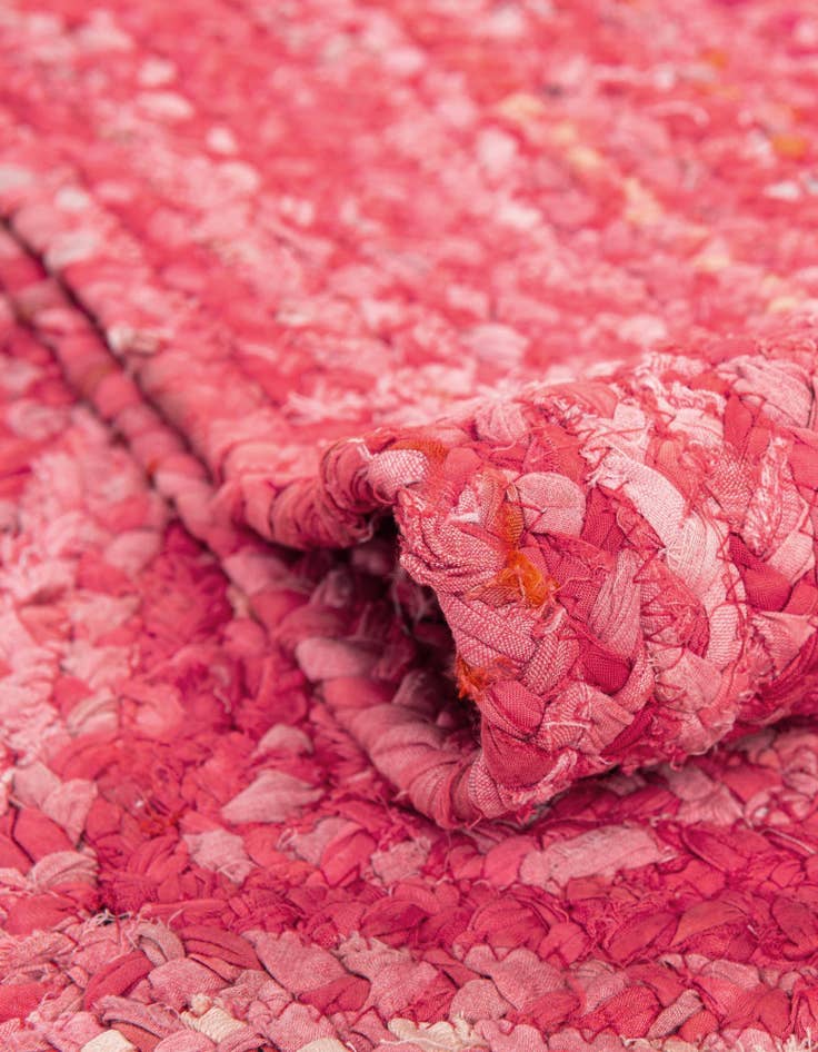 Detail image of 8' x 10'  Hand Braided Chindi Oval Rug