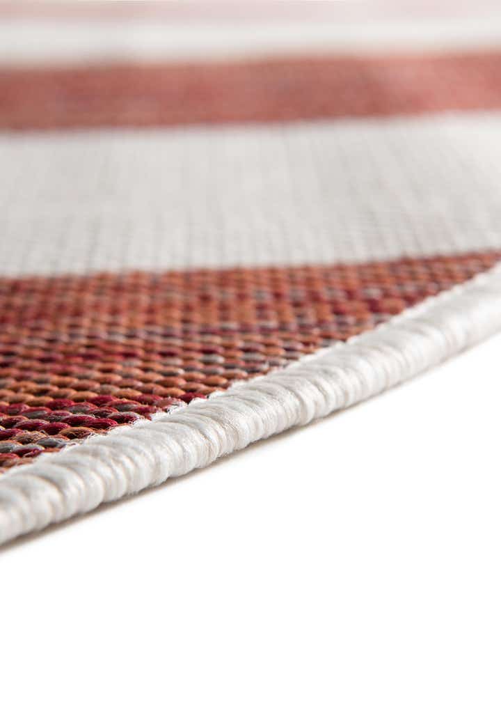 5' 3 x 8' Easy-Clean Jill Zarin Indoor / Outdoor Oval Rug