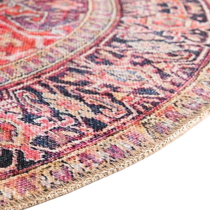 Detail image of 5' x 8' Washable Timeless Oval Rug