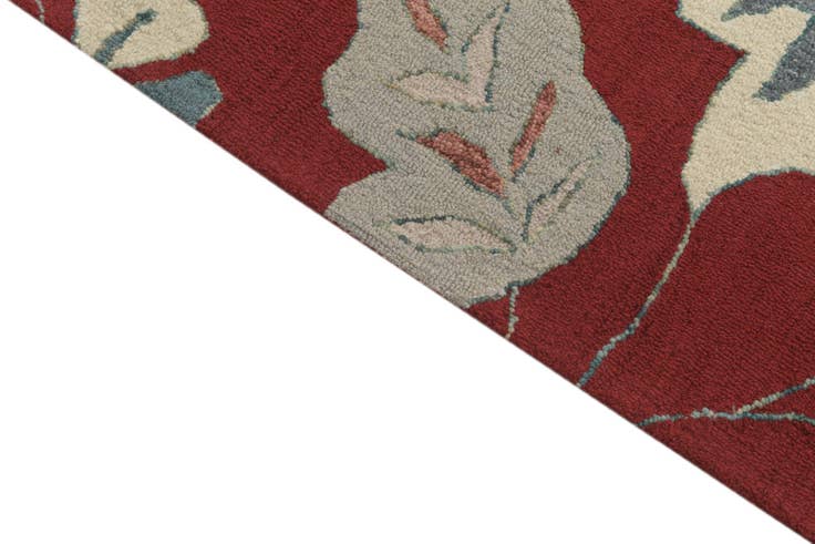 Detail image of 5' 1 x 8' Agra Wool Rug