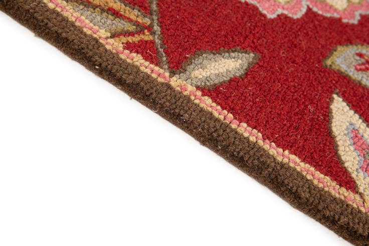 Detail image of 5' x 8' Agra Wool Rug