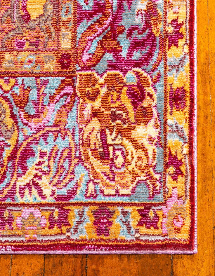 Detail image of 4' x 6' Alexis Rug