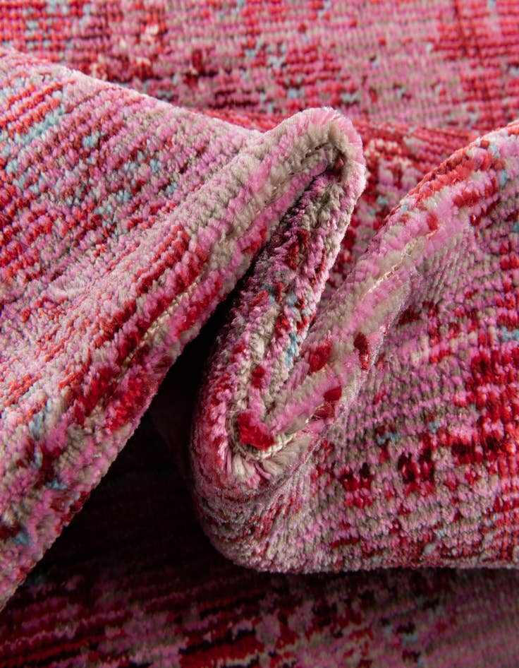 Detail image of 5' x 8' Alexis Rug