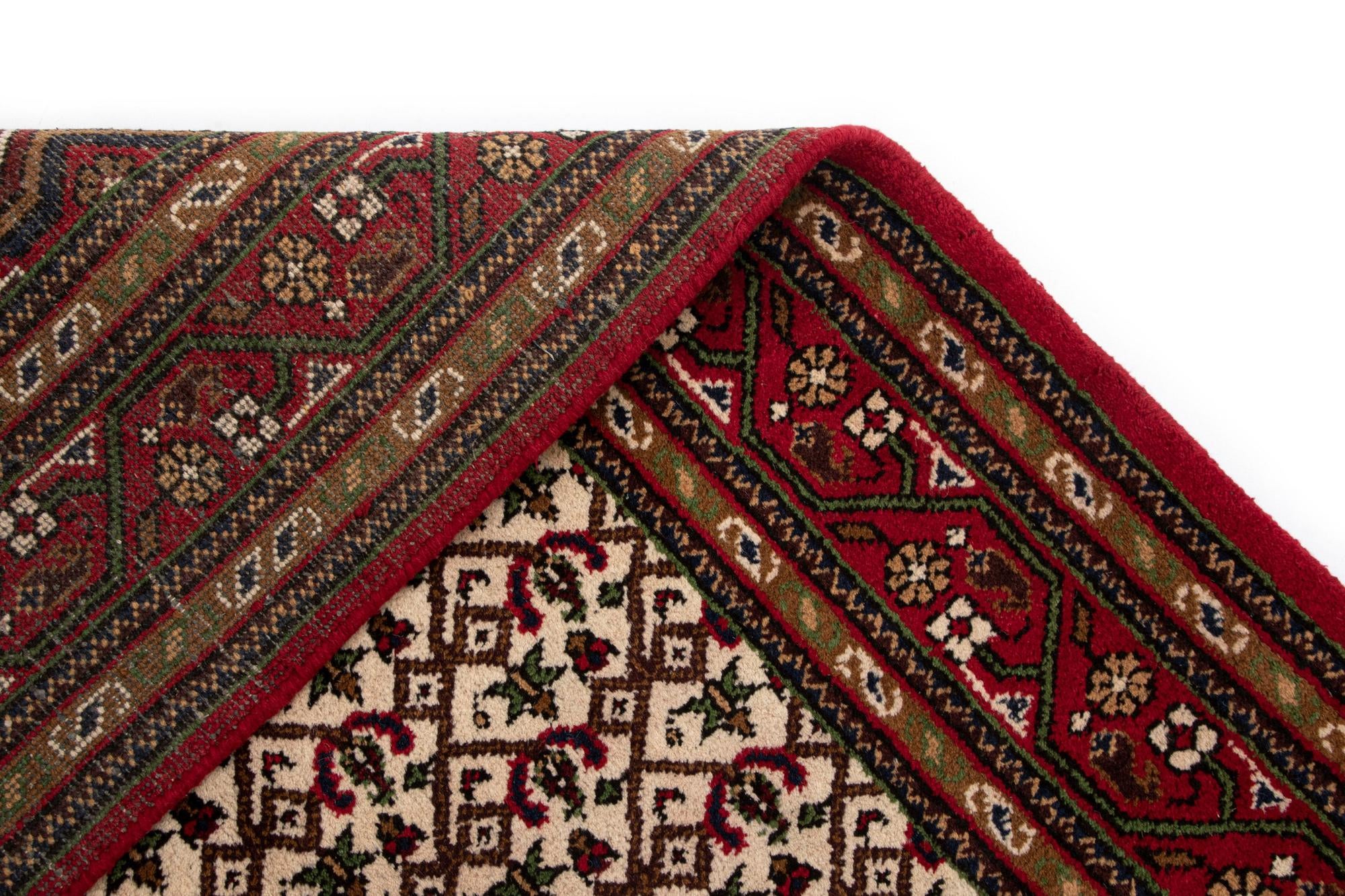 6' 6 x 9' 9 Allahabad Wool Rug