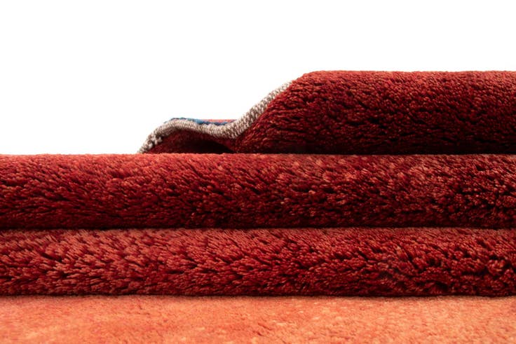 Detail image of 6' 8 x 10' Amaleh Wool Rug