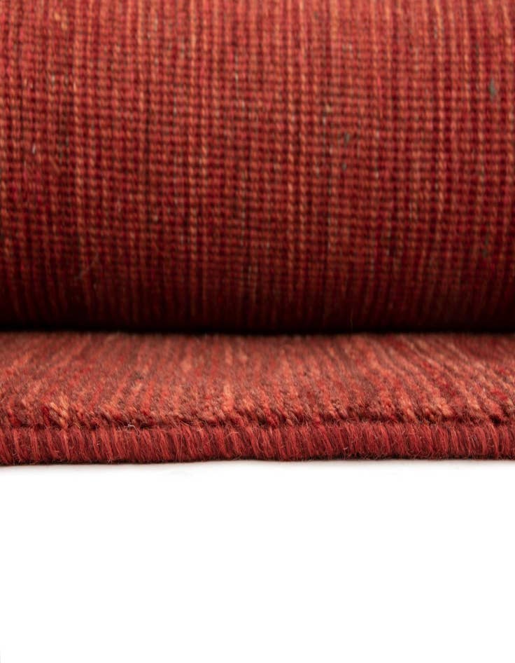 Detail image of 4' 1 x 5' 10 Amaleh Wool Rug