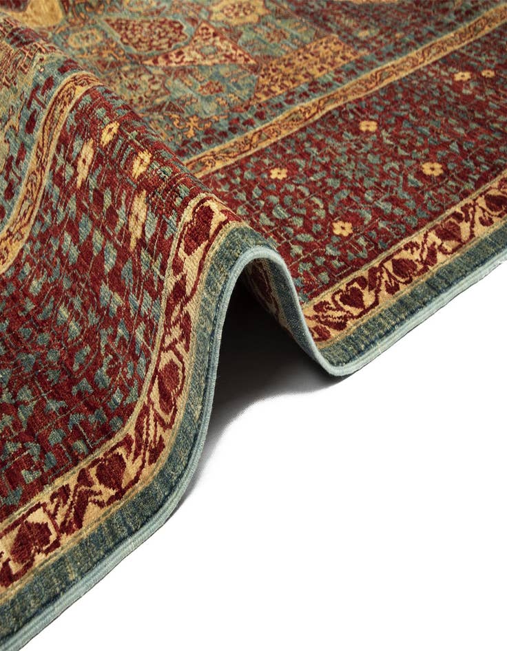 Detail image of 9' 11 x 13' 11 Amina Wool Rug