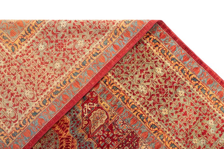 Detail image of 11' 11 x 16' 1 Amina Wool Rug