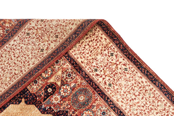 Detail image of 6' x 8' 10 Hand Knotted Amina Rug