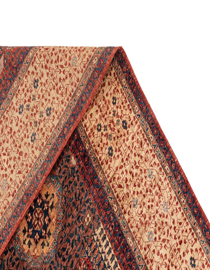 Detail image of 9' 9 x 13' 9 Hand Knotted Amina Rug