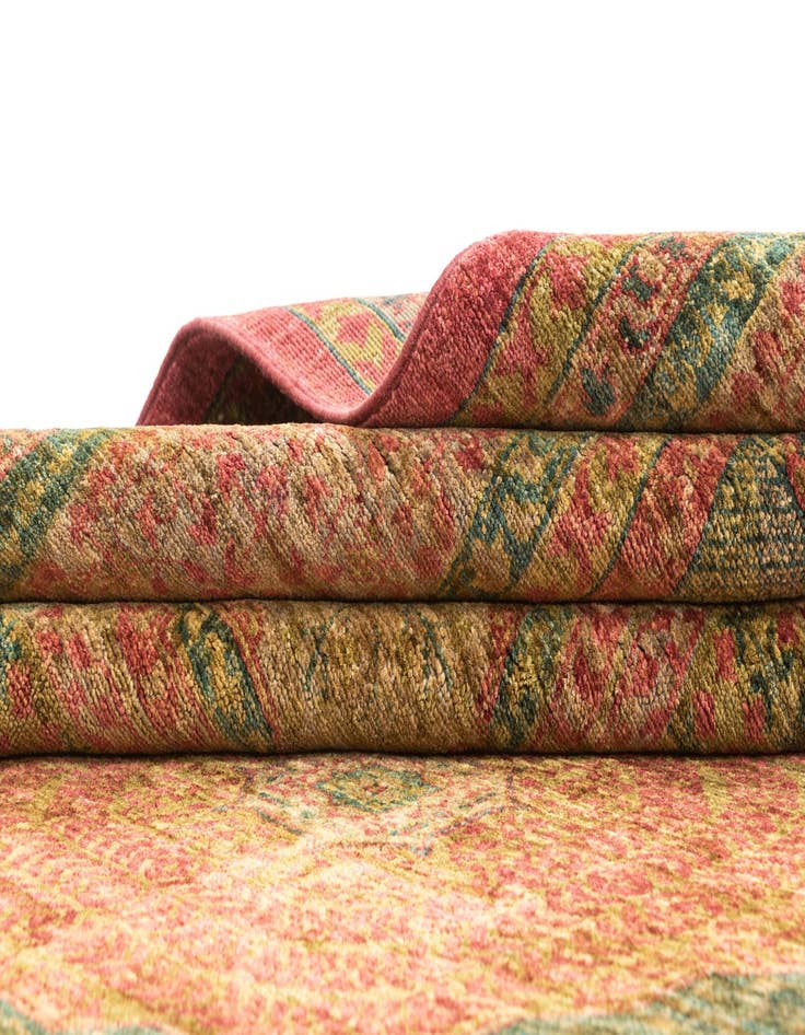 Detail image of 6' 10 x 9' 10 Hand Knotted Amina Rug