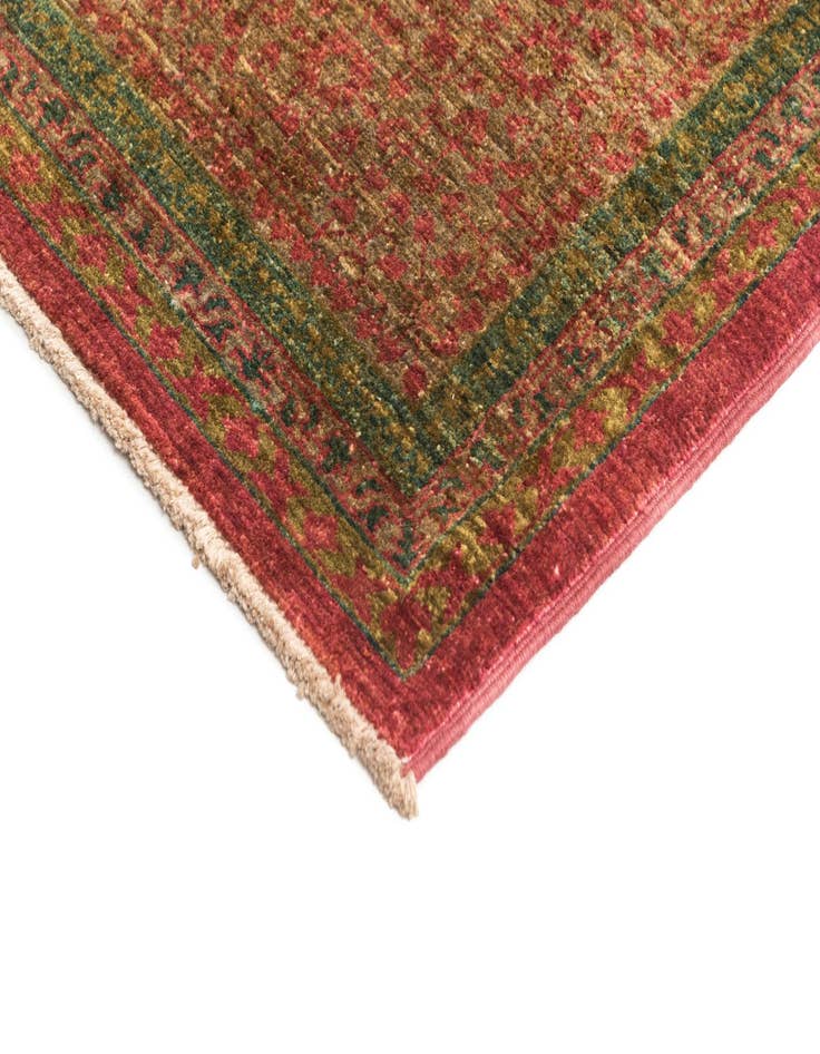 Detail image of 6' 10 x 9' 10 Hand Knotted Amina Rug