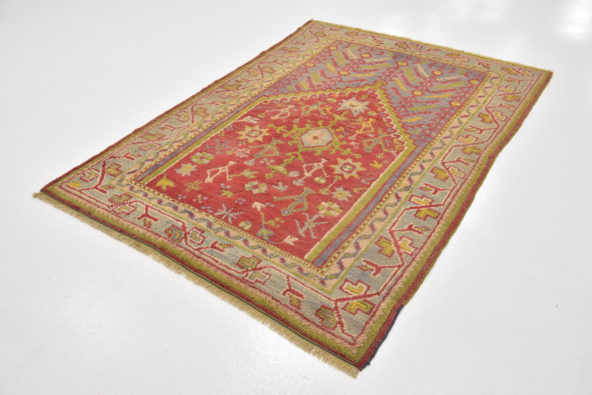 4' 5 x 6' 4 Hand Knotted Anatolian Wool Rug