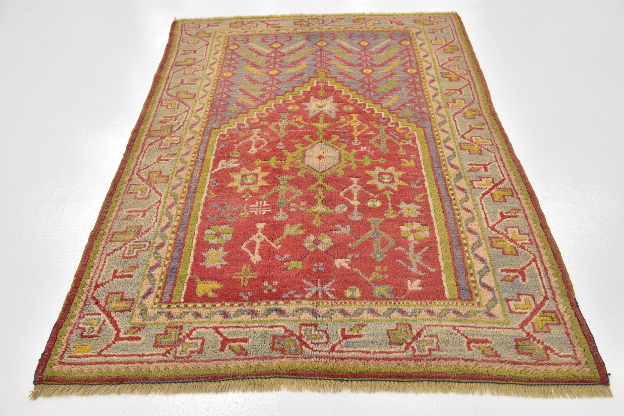 4' 5 x 6' 4 Hand Knotted Anatolian Wool Rug