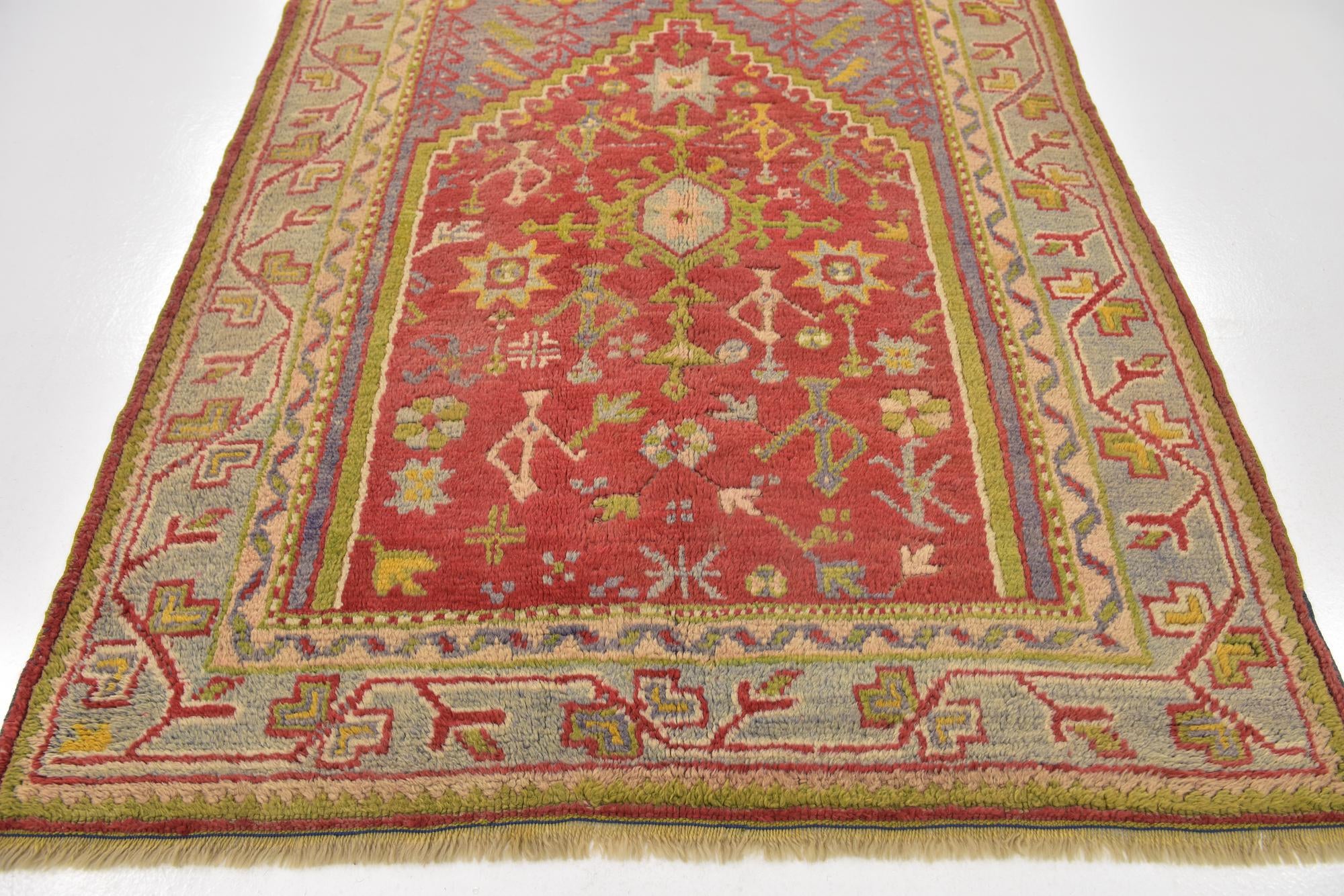 4' 5 x 6' 4 Hand Knotted Anatolian Wool Rug