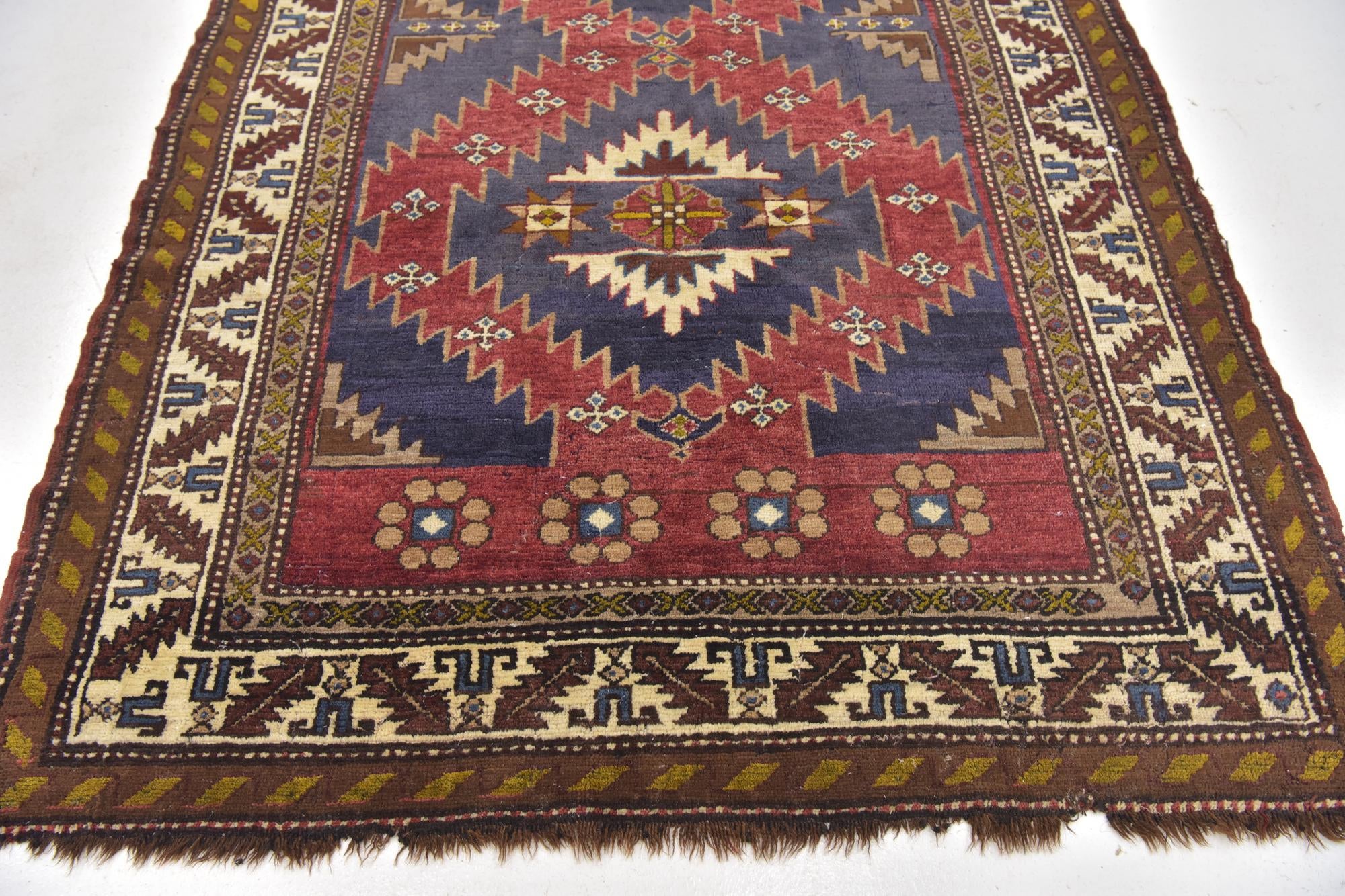4' 10 x 7' Hand Knotted Anatolian Wool Rug