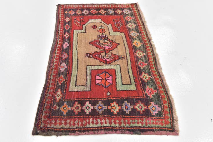 Detail image of 2' 10 x 5' 6 Hand Knotted Anatolian Wool Rug