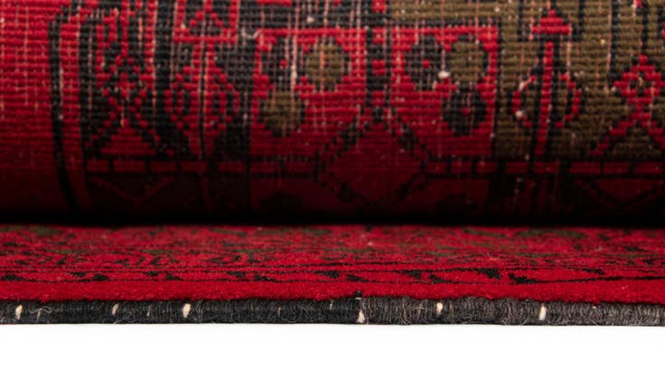 Detail image of 6' 6 x 9' 9 Andkoi Wool Rug