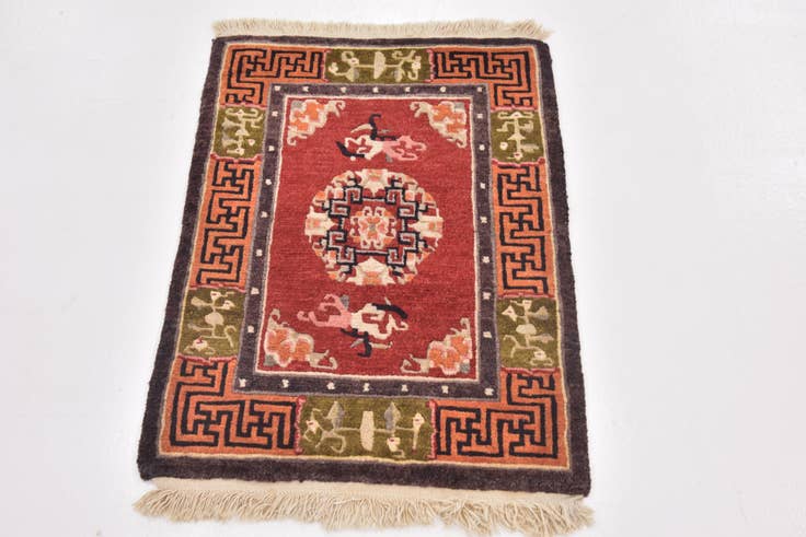 Detail image of 2' x 2' 9 Hand Knotted Antique Finish Wool Rug