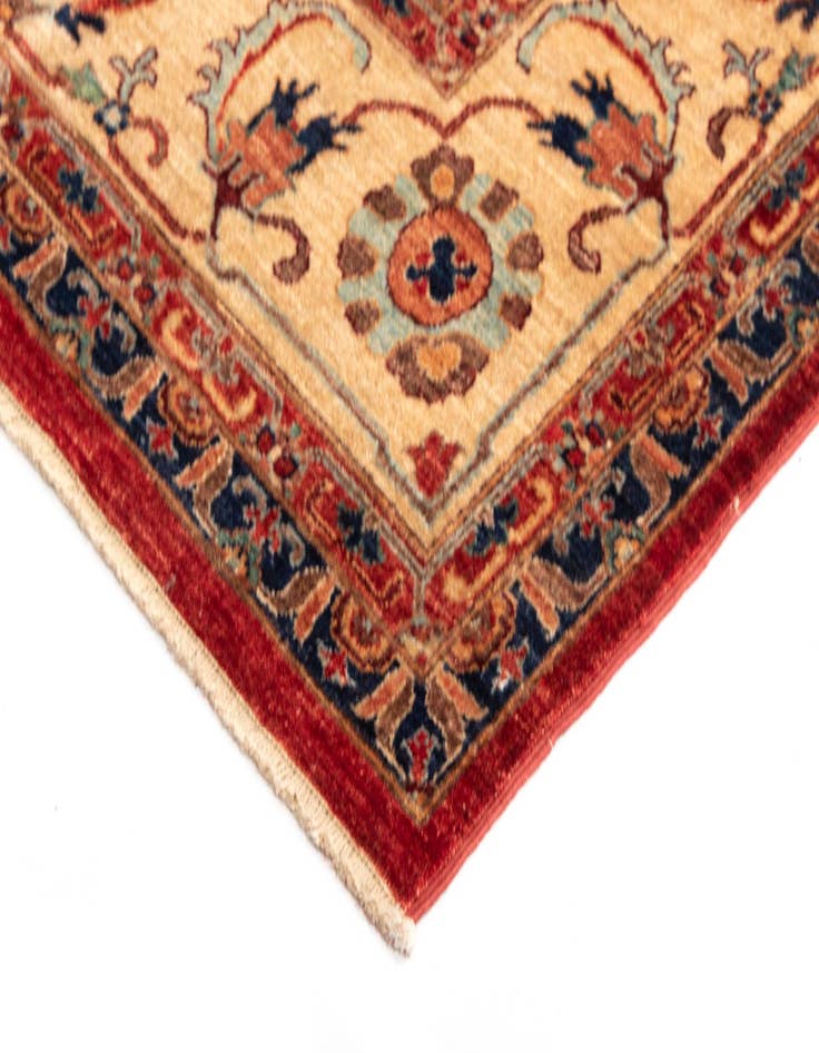 Detail image of 7' 11 x 10' 1 Ariana Fine Wool Rug